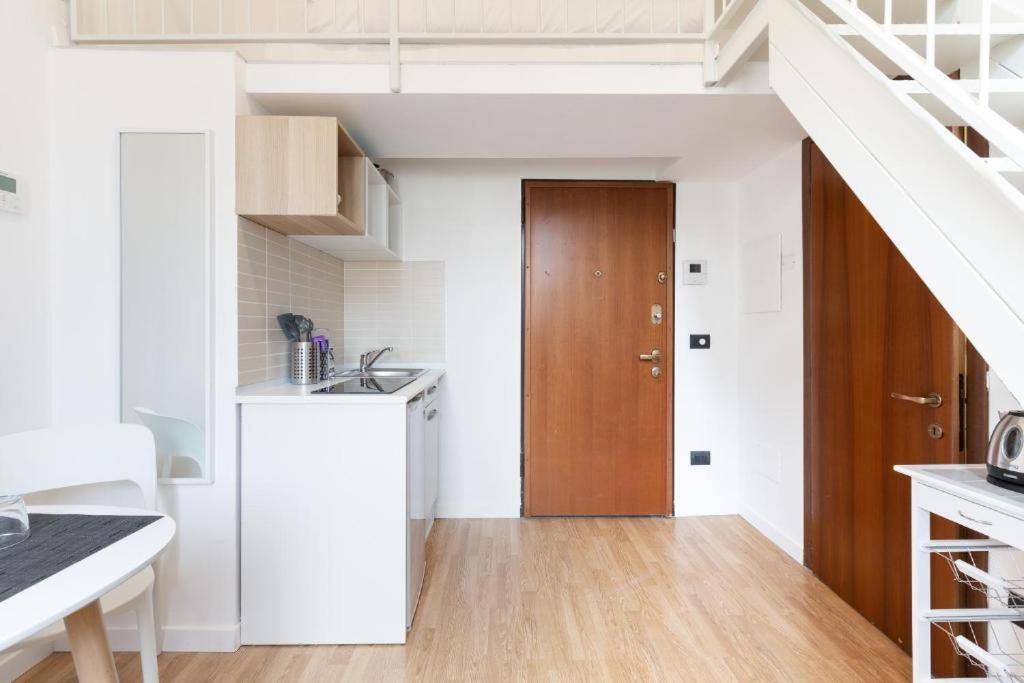 Central Studio Apts Milano-Corso Magenta Διαμέρισμα Εξωτερικό φωτογραφία