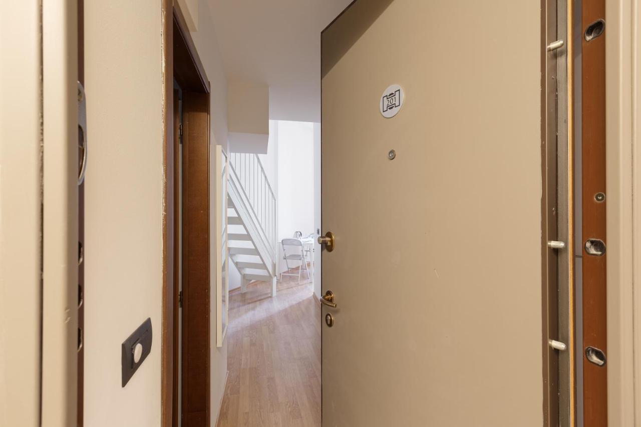 Central Studio Apts Milano-Corso Magenta Διαμέρισμα Εξωτερικό φωτογραφία